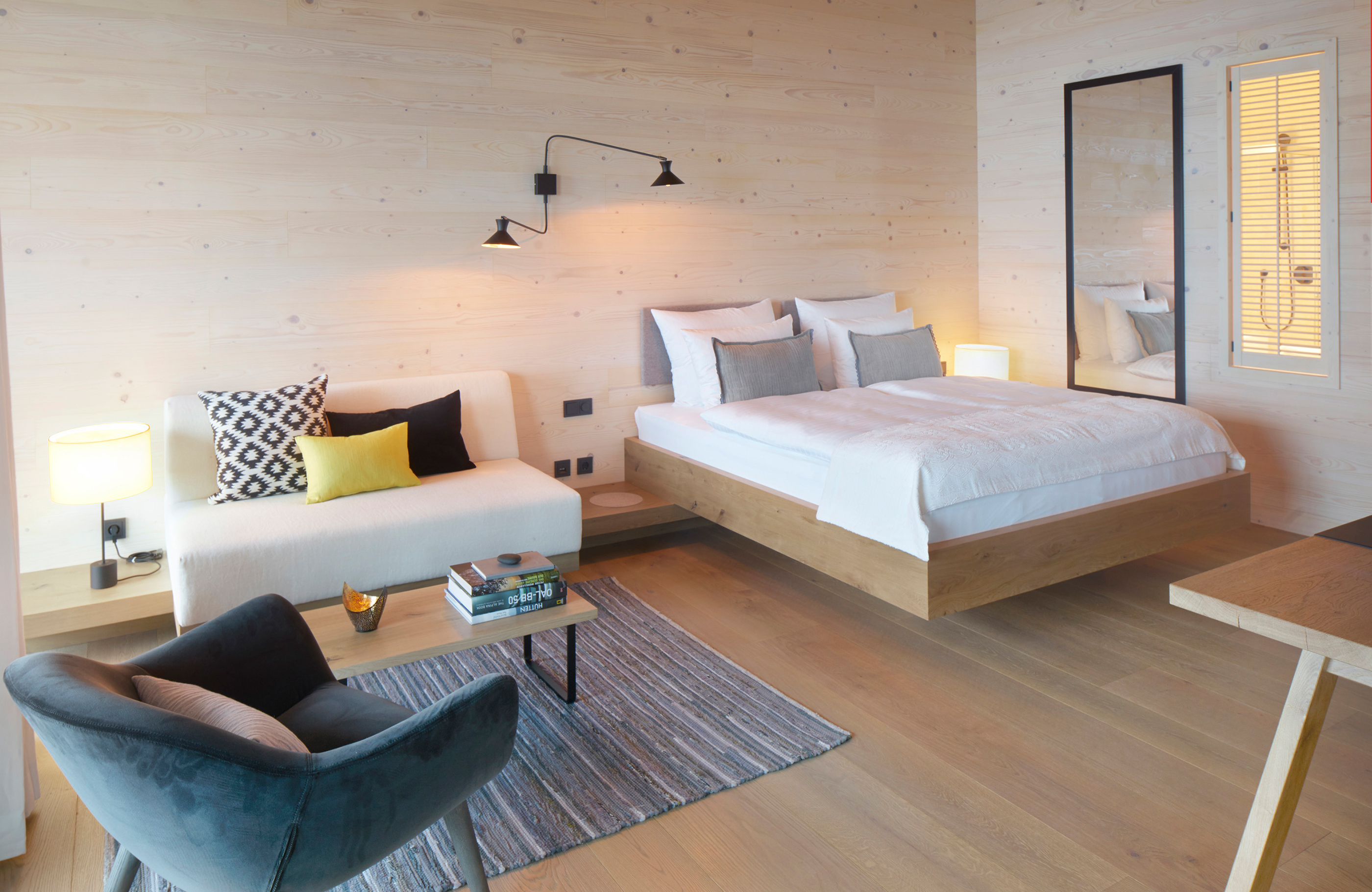 slider-alpenchalet-appartement-couch-bett