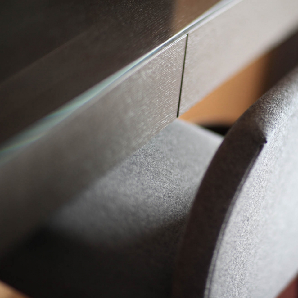 gallery-wallberg-einzelzimmer-stuhl-detail